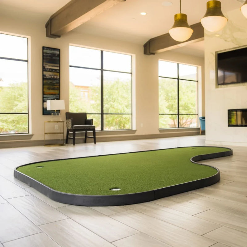 SIGPRO WALKOFF PUTTING GREEN