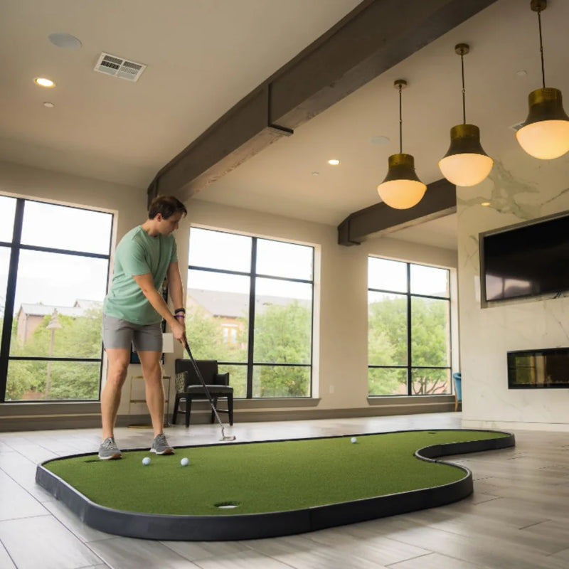 SIGPRO WALKOFF PUTTING GREEN